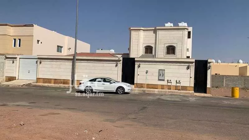 فيلا للبيع في شارع عبدالله ابن اعين, حي الوادي, مدينة حائل, منطقة حائل 1 صورة
