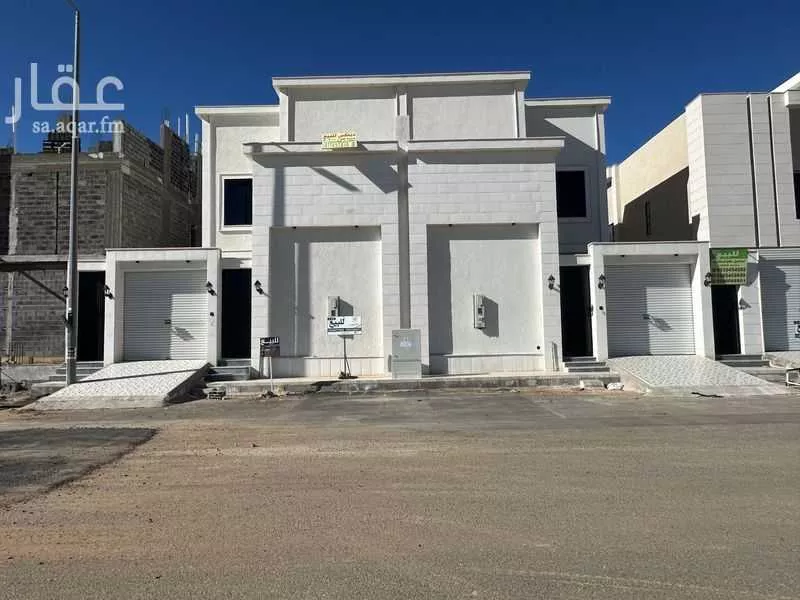 فيلا للبيع في شارع عبد اللطيف بن عبد السلام ريس, حي قرية النيصية, مدينة حائل, منطقة حائل 1 صورة