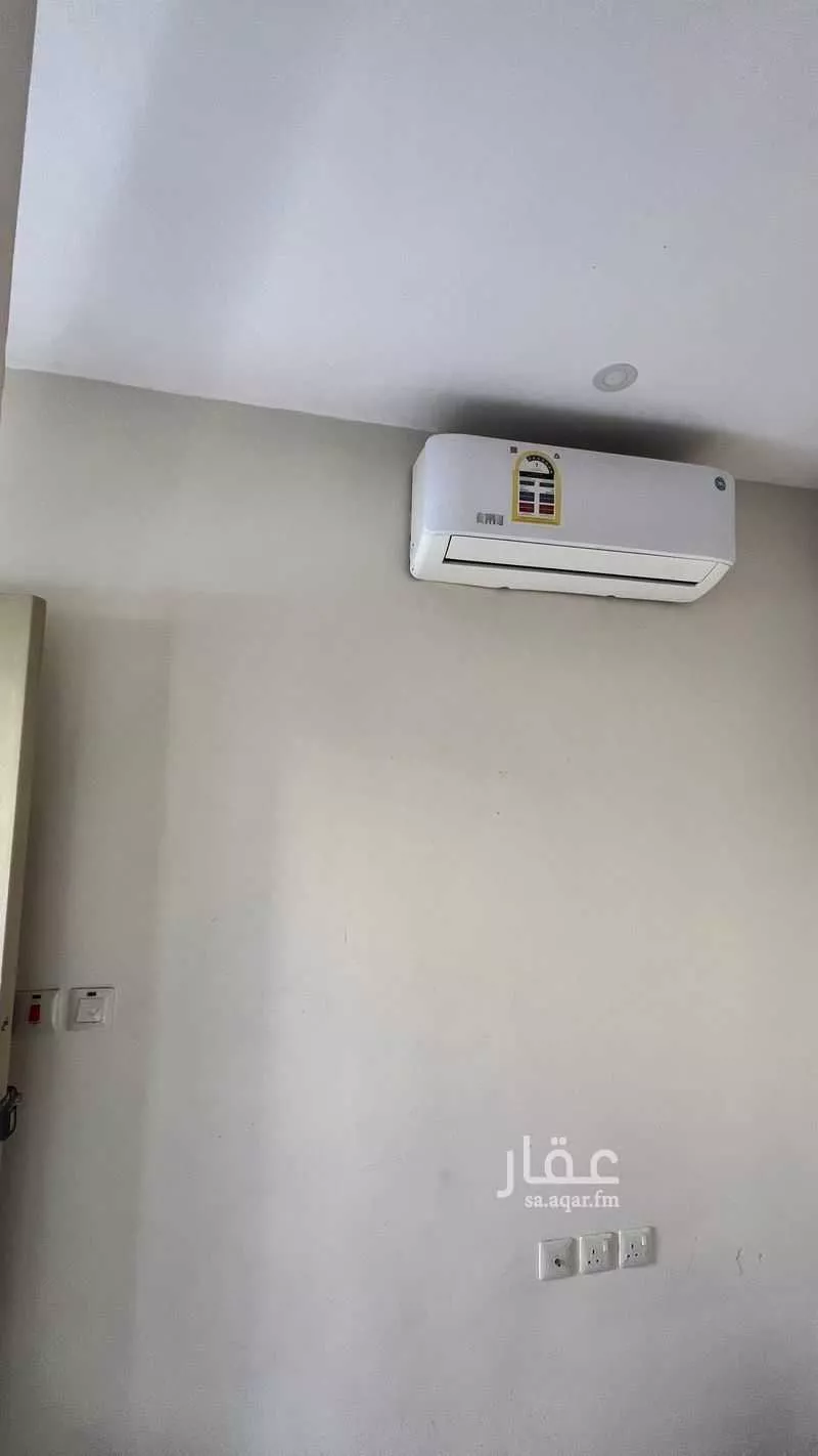 غرفة للإيجار في شارع رقم 265, حي الملقا, مدينة الرياض, منطقة الرياض 1 صورة