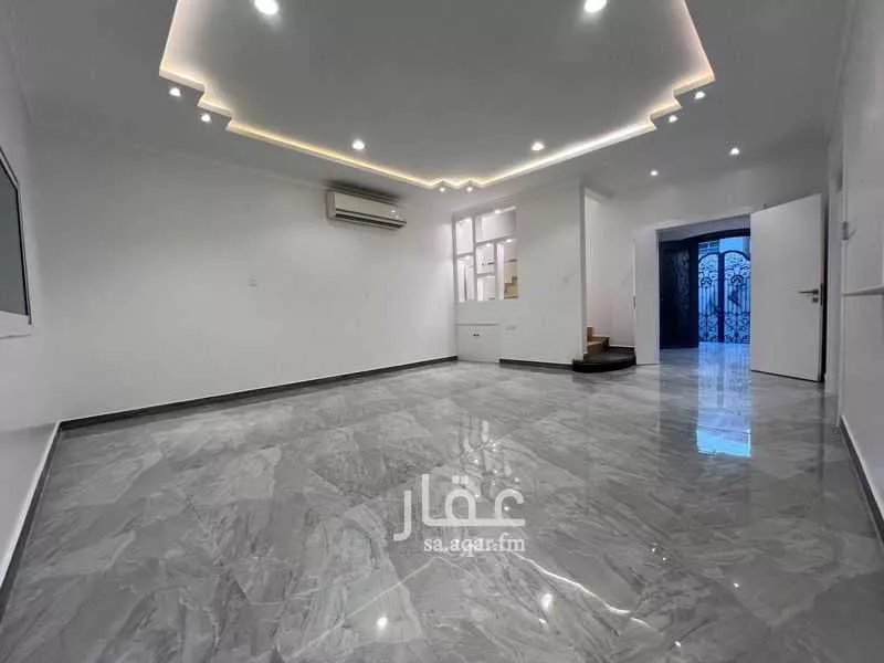 فيلا للإيجار في شارع المركز ، حي الوادي ، الرياض ، منطقة الرياض 1 صورة