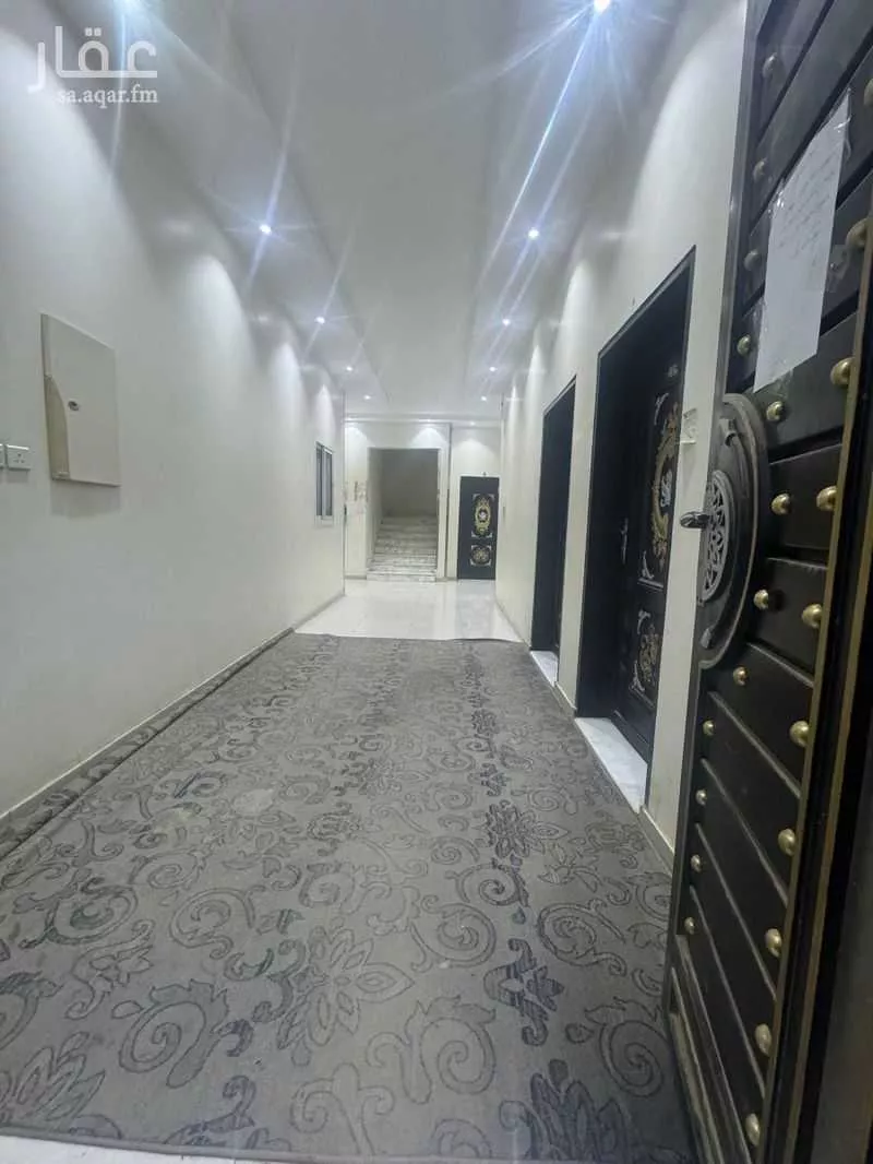 عمارة للبيع في شارع علي البجادي, حي الرمال, مدينة الرياض, منطقة الرياض 1 صورة