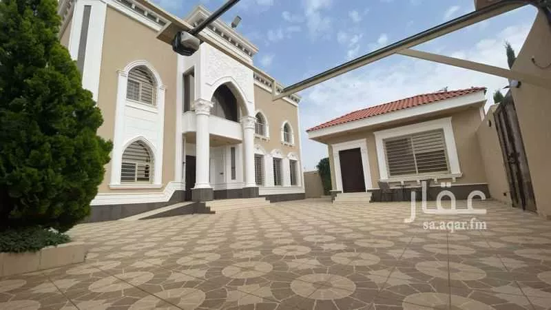 فيلا للبيع في شارع ام القوين ، المحالة ، منطقة عسير 1 صورة