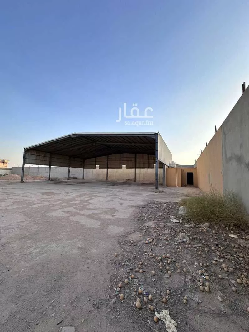 أرض للإيجار في شارع طريق العزيزية الفرعي , حي المنصورية, مدينة الرياض, منطقة الرياض 1 صورة