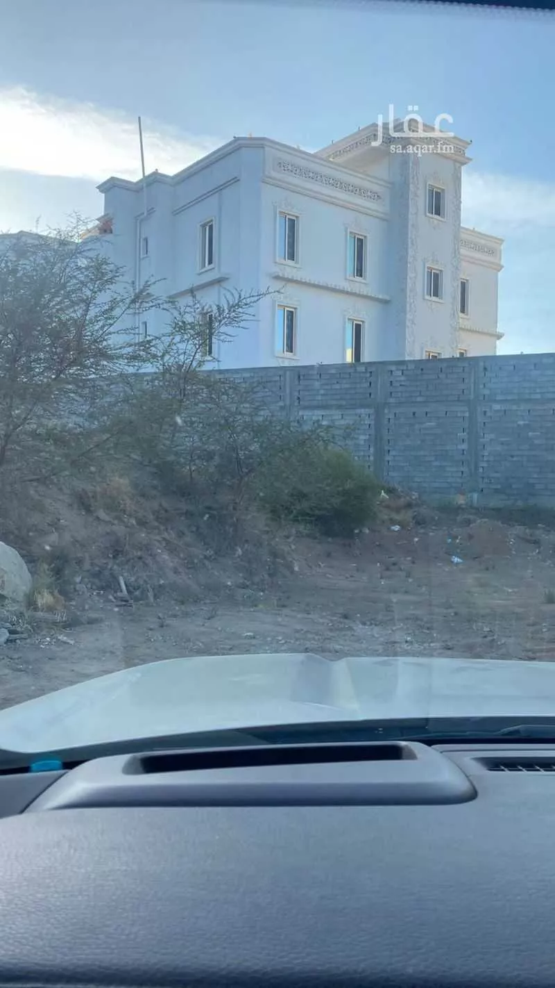 أرض للبيع في شارع ابي البحتري الطائي, حي السداد, مدينة الطائف, منطقة مكة المكرمة 1 صورة