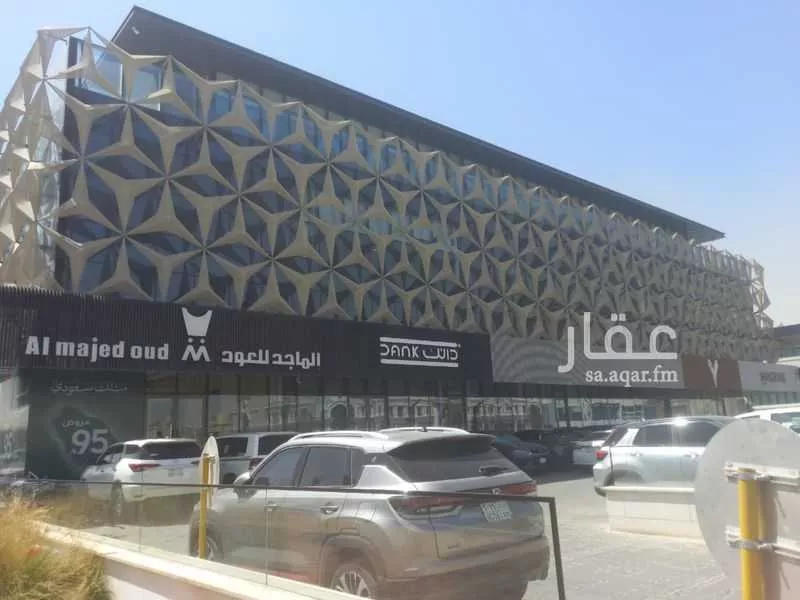 محل للإيجار في شارع انس بن مالك, حي الياسمين, مدينة الرياض, منطقة الرياض 1 صورة