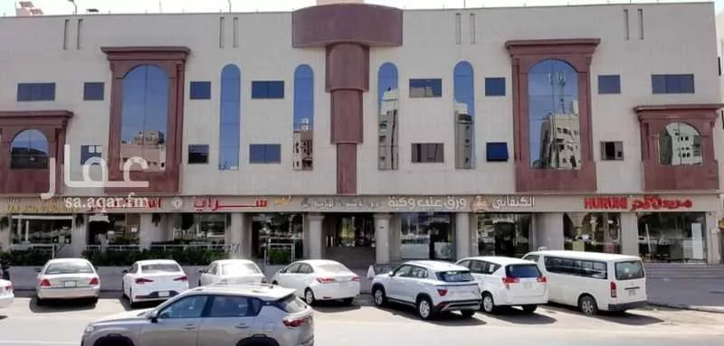 محل للإيجار في شارع علي ابن فضال ، حي العنابس ، المدينة المنورة ، منطقة المدينة المنورة 1 صورة