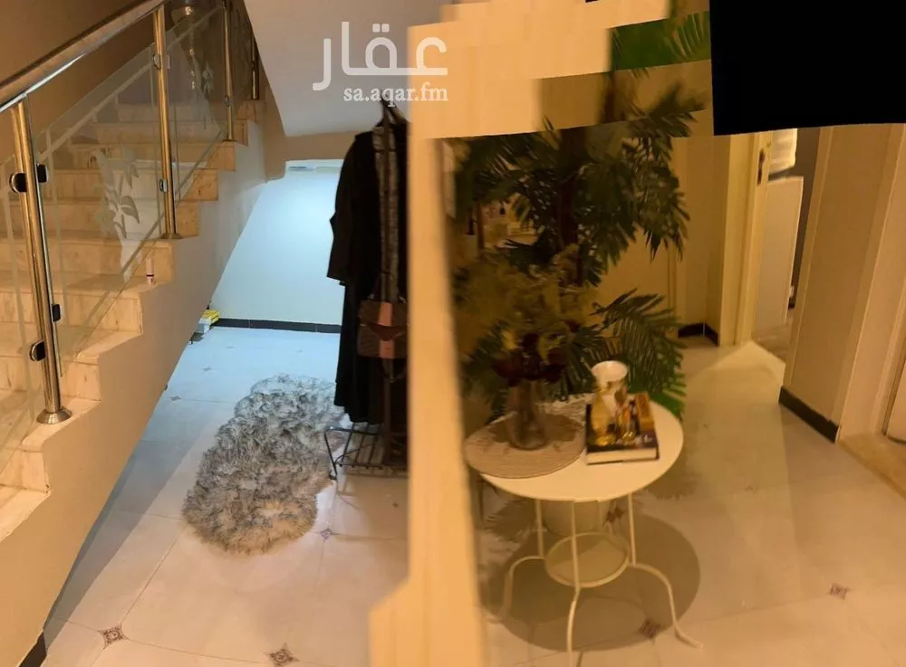 فيلا للبيع في شارع محمد بن محمد النويري, حي الرمال, مدينة الرياض, منطقة الرياض 1 صورة