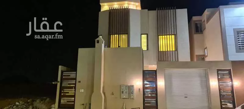 فيلا للبيع في شارع محمد بن الطيب, حي المهدية, مدينة الرياض, منطقة الرياض 1 صورة