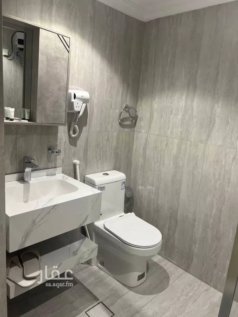 فيلا للإيجار في شارع احمد الرفاعي, حي النعيم, مدينة جدة, منطقة مكة المكرمة 1 صورة