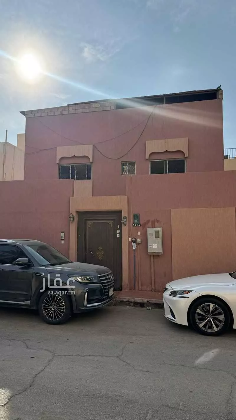 فيلا للبيع في شارع إبراهيم النصير, حي الملز, مدينة الرياض, منطقة الرياض 1 صورة