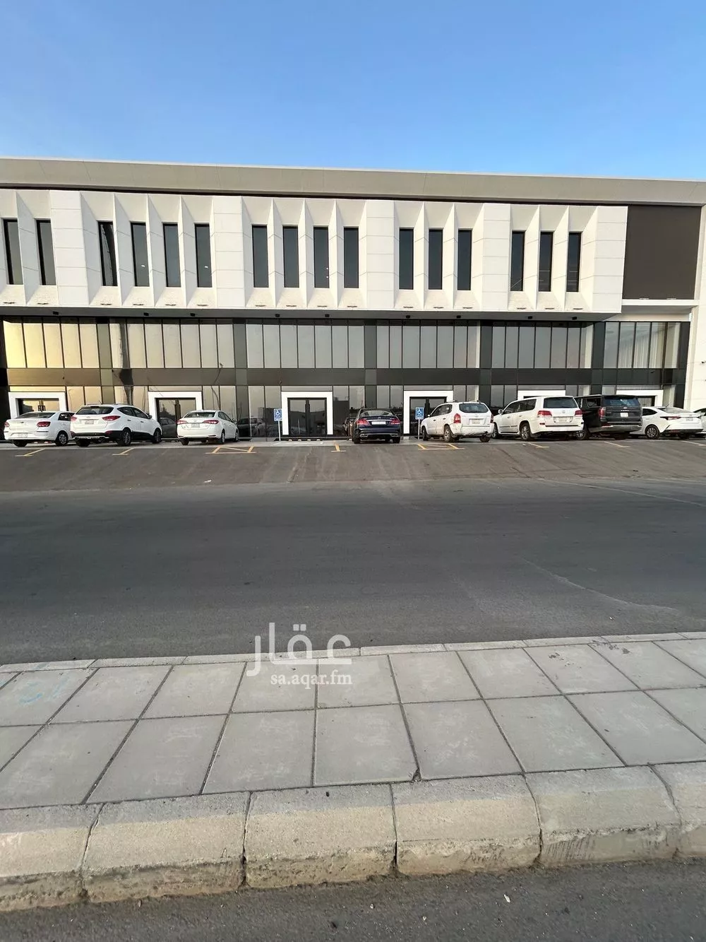 محل للإيجار في شارع شارع عابر القرات, حي أبحر الشمالية, مدينة جدة, منطقة مكة المكرمة 1 صورة