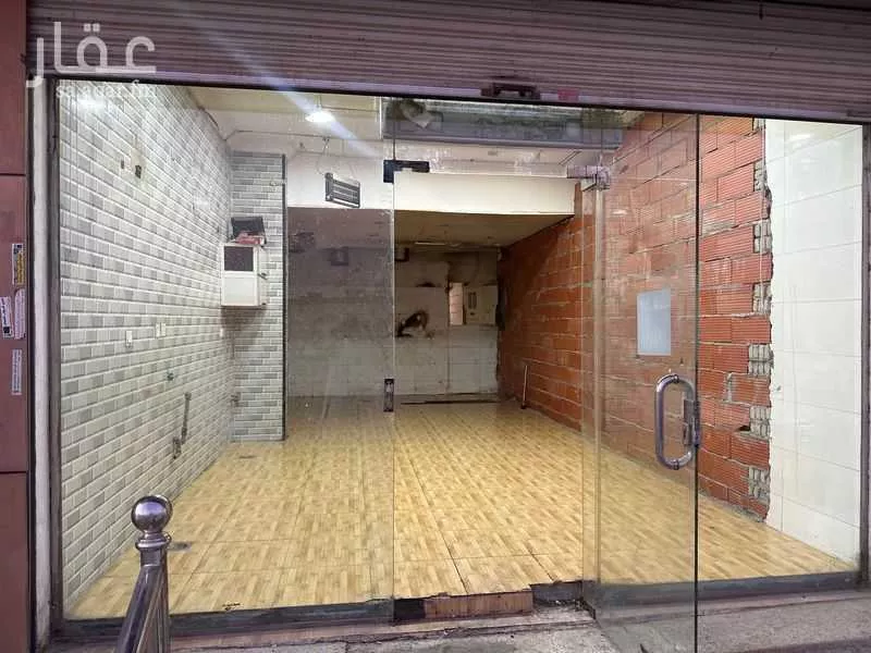 محل للإيجار في شارع عبدالله ابن عطاء, حي السامر, مدينة جدة, منطقة مكة المكرمة 1 صورة