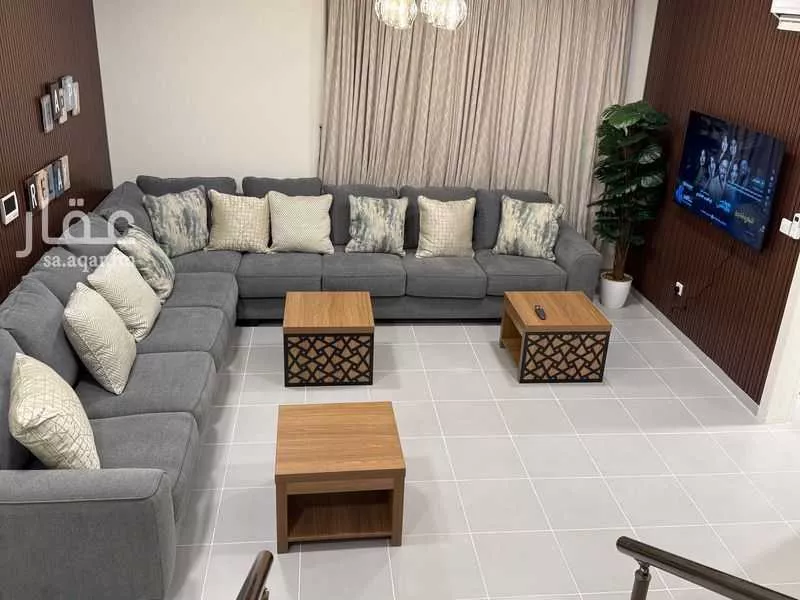 فيلا مفروشة للحجز في شارع الدمام, حي الإسكان الجنوبي, الدمام 1 صورة