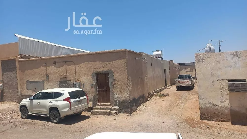 دور للبيع في شارع هلال بن عاصم, حي وعيرة, مدينة المدينه المنوره, منطقة المدينة المنورة 1 صورة
