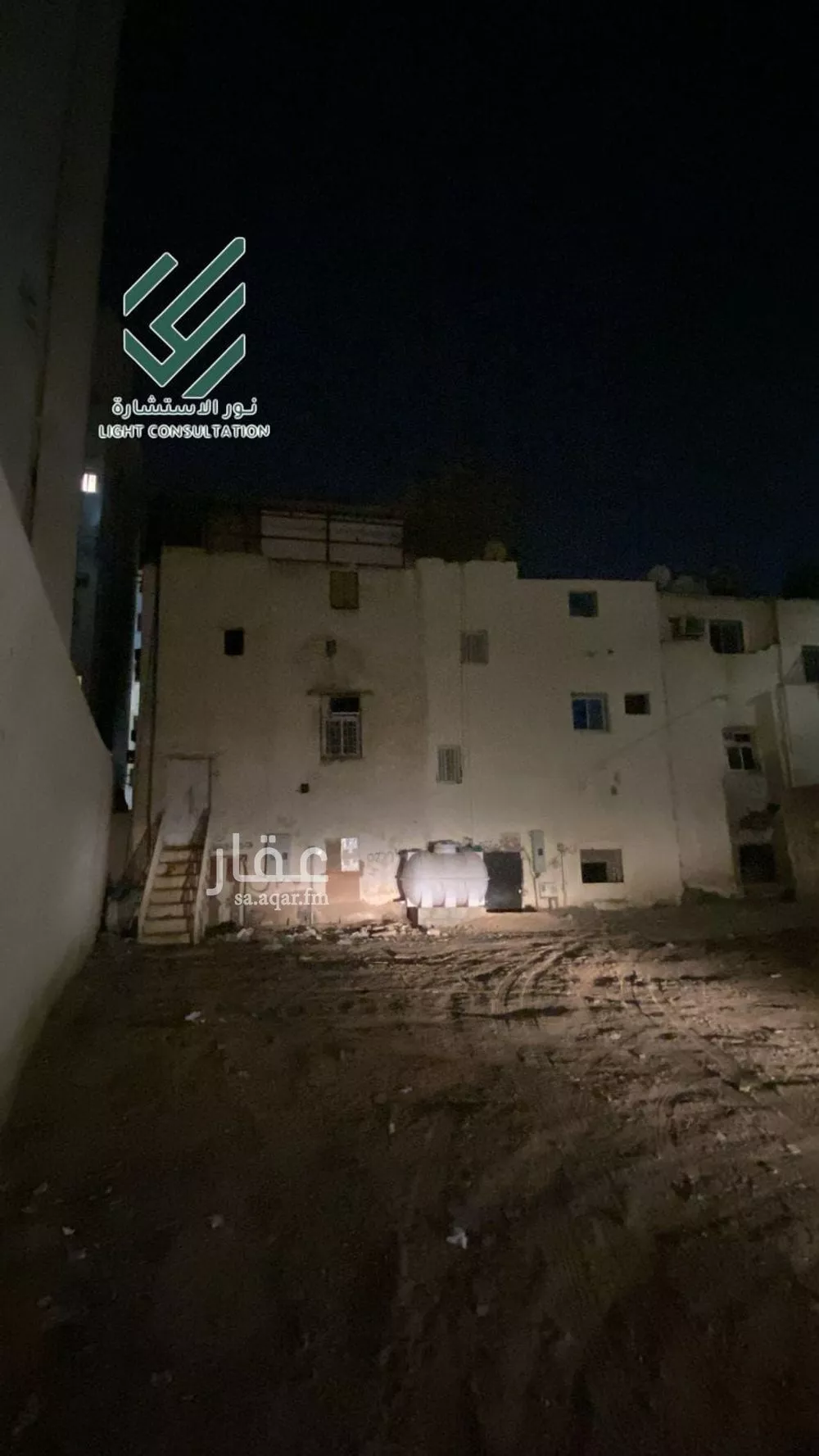 عمارة للبيع في شارع محمد البزاز, حي الفتح, مدينة المدينه المنوره, منطقة المدينة المنورة 1 صورة