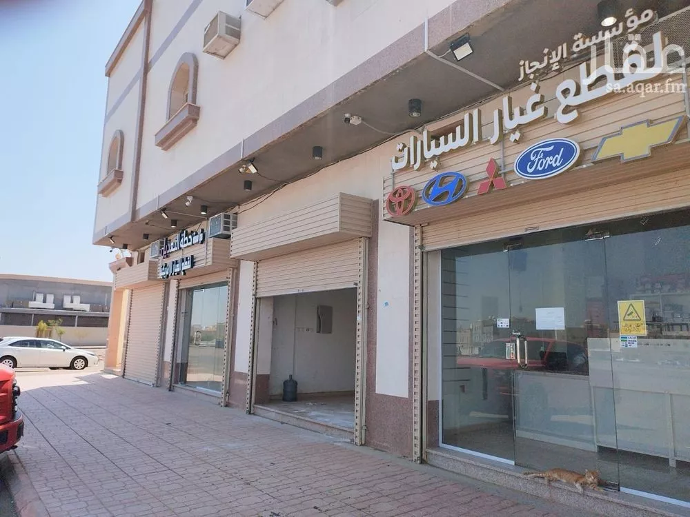 محل للإيجار في شارع جثيمة ابن عبدالرحمن, حي الدفاع, مدينة المدينة المنورة, منطقة المدينة المنورة 1 صورة