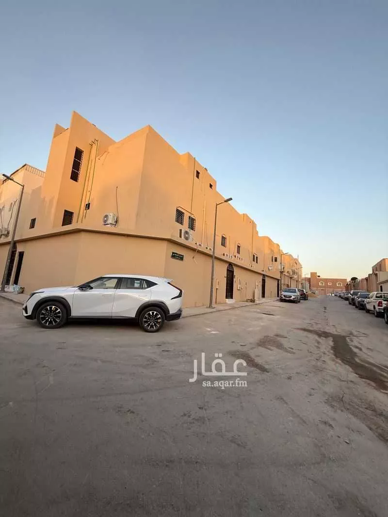 فيلا للإيجار في شارع الصويفي, حي المعذر, مدينة الرياض, منطقة الرياض 1 صورة