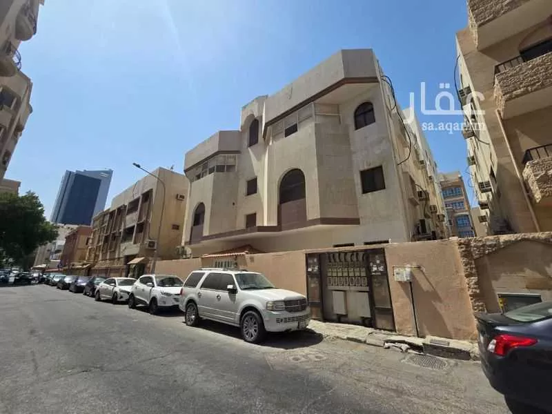 عمارة للبيع في حي البندرية, مدينة الخبر, المنطقة الشرقية 1 صورة