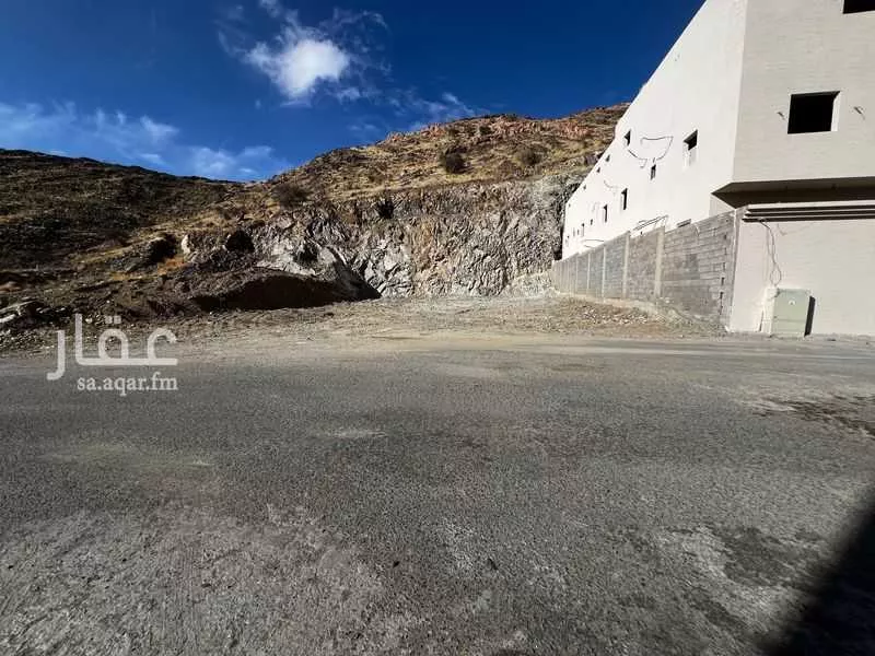 أرض للبيع في شارع عبدالله ابن مغفل ، حي الاخباب ، الطائف ، الطائف 1 صورة