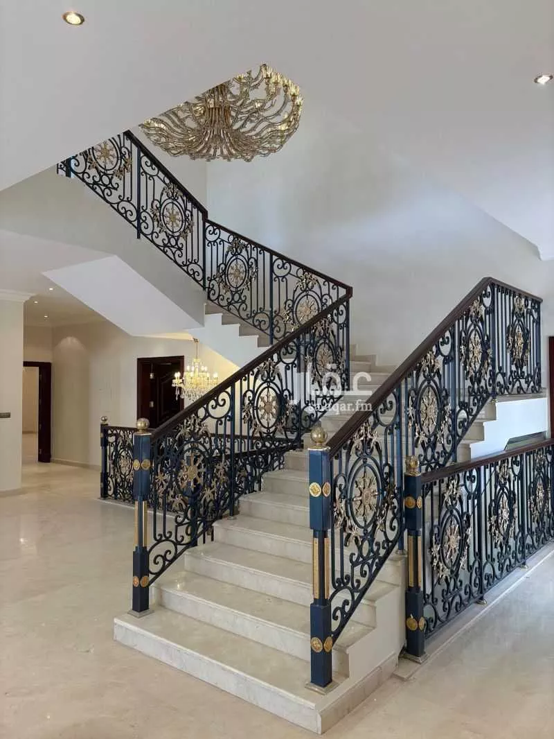 فيلا للبيع في شارع رفحاء, حي الملك سلمان, مدينة الرياض, منطقة الرياض 1 صورة