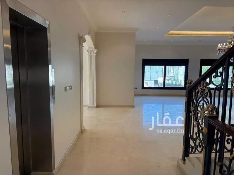 فيلا للبيع في شارع رفحاء, حي الملك سلمان, مدينة الرياض, منطقة الرياض 1 صورة