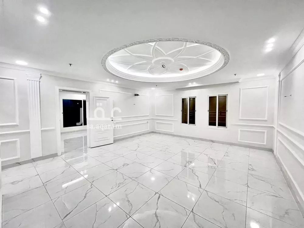 شقة للبيع في شارع العطايف, حي الحمراء, مدينة الخبر, المنطقة الشرقية 1 صورة