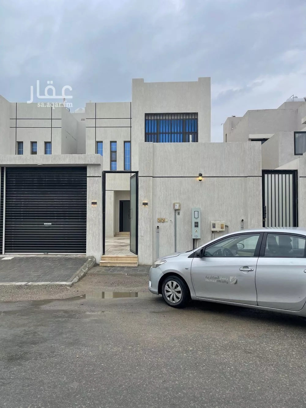 فيلا للإيجار في شارع القافلة, حي الأمواج, مدينة الخبر, المنطقة الشرقية 1 صورة