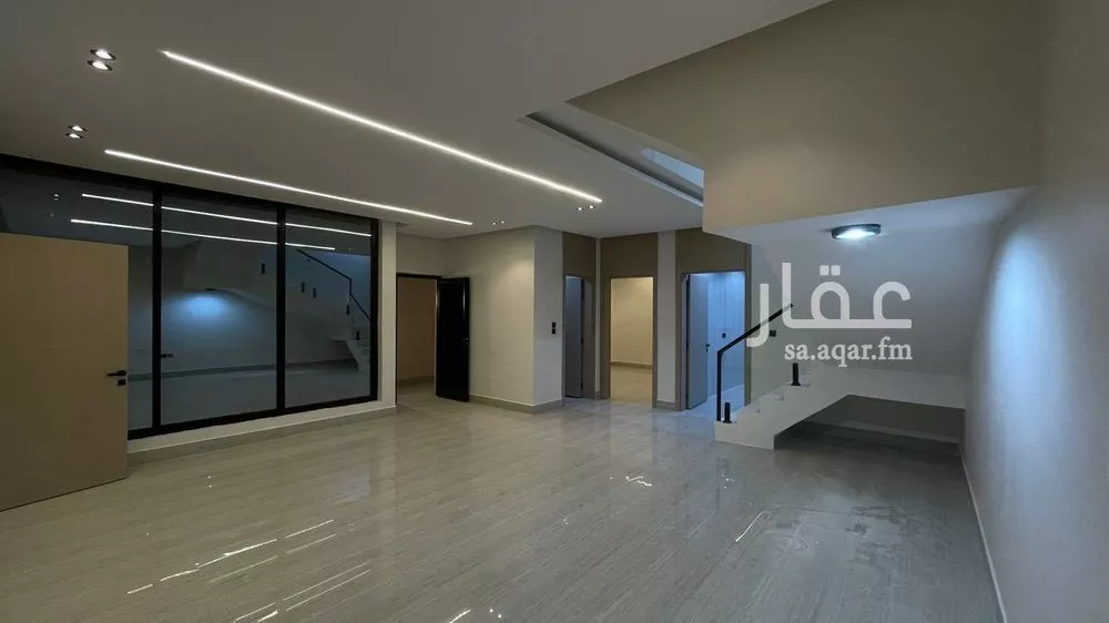 فيلا للبيع في شارع ابو الطيب القروي, حي ضاحية الملك فهد, مدينة الدمام, المنطقة الشرقية 1 صورة