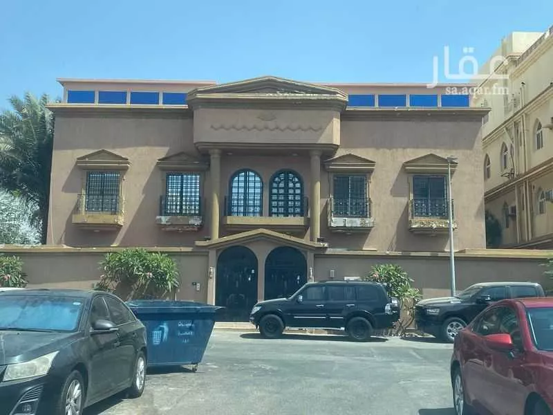 فيلا للبيع في شارع عبدالوهاب الثعلبي, حي الربوة, مدينة جدة, منطقة مكة المكرمة 1 صورة