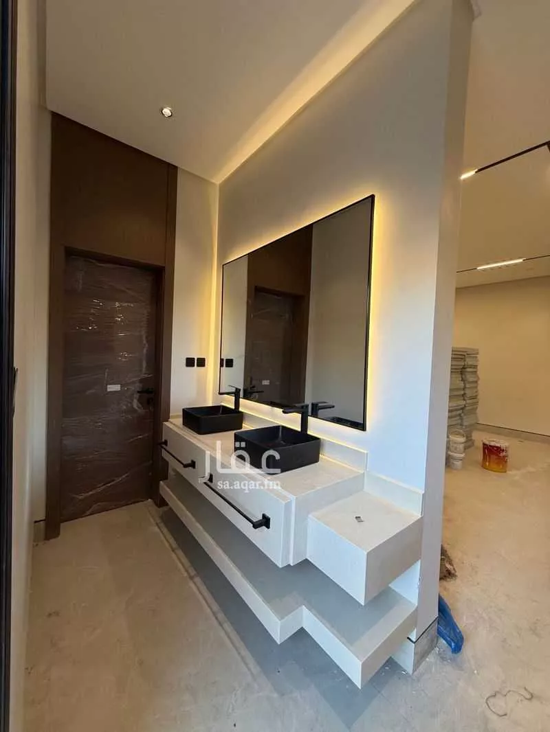 فيلا للبيع في شارع ثابت ابن الانصاري, حي التحلية, مدينة الخبر, المنطقة الشرقية 1 صورة