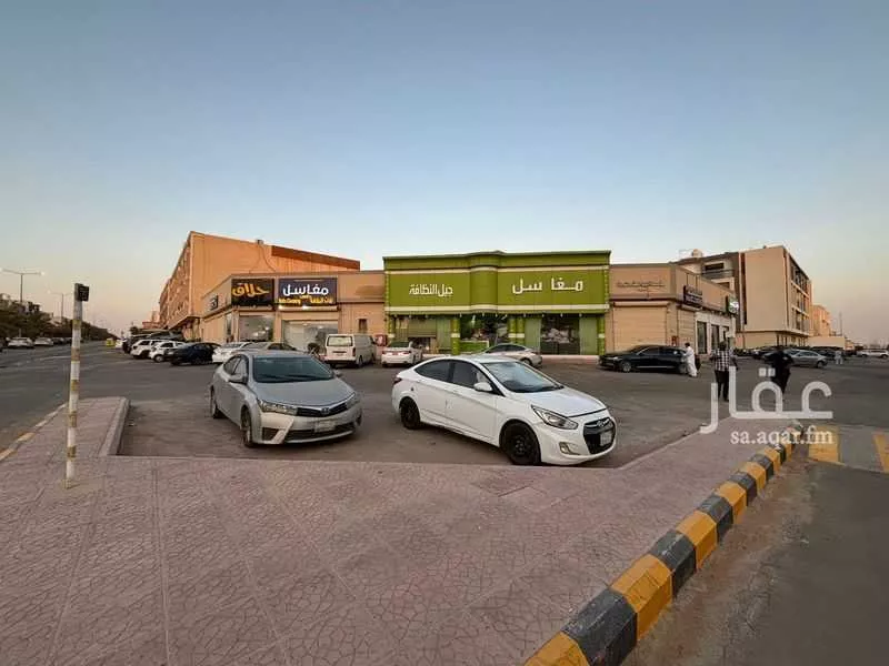 عمارة للبيع في شارع الحلة, حي المونسية, مدينة الرياض, منطقة الرياض 1 صورة