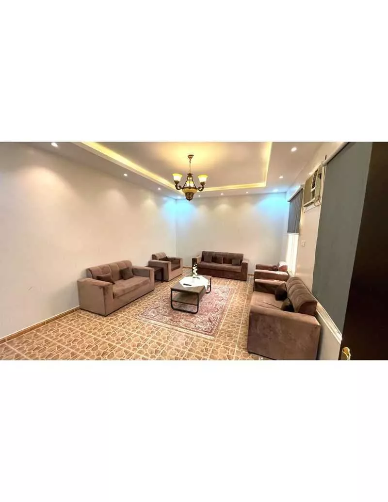 شقة للإيجار في شارع 6298552, حي الروضة, مدينة ابها, منطقة عسير 1 صورة