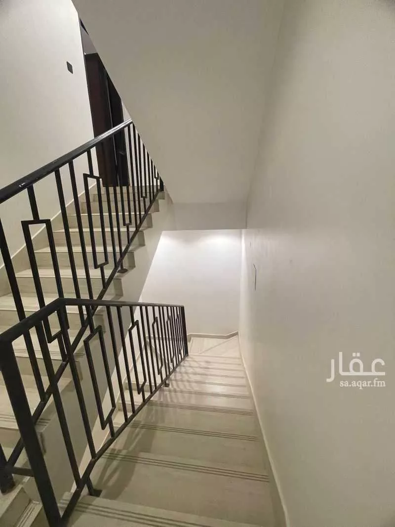 دور للبيع في شارع عمران بن السعادات, حي البيان, مدينة الرياض, منطقة الرياض 1 صورة