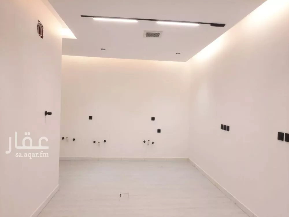شقة للبيع في شارع رقم 199, حي الياسمين, مدينة الرياض, منطقة الرياض 1 صورة