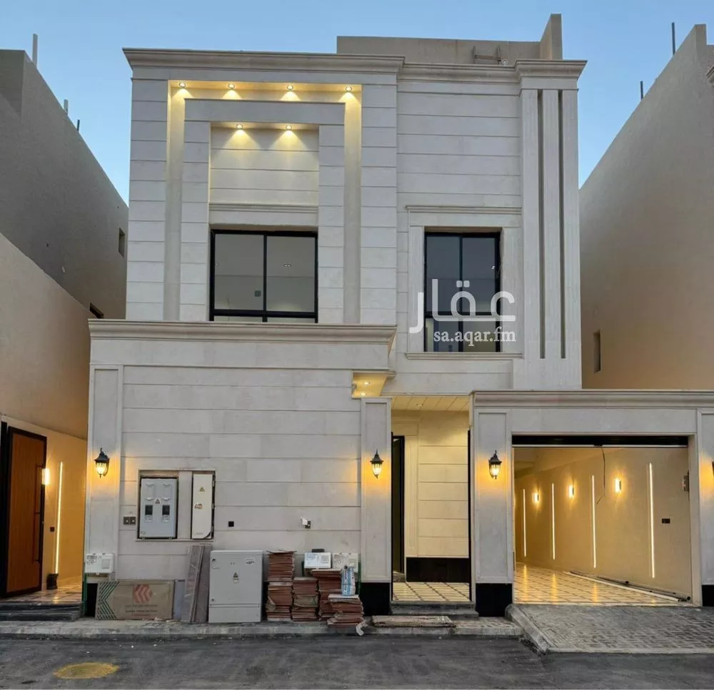دور للبيع في شارع رقم 84, حي الندوة, مدينة الرياض, منطقة الرياض 1 صورة
