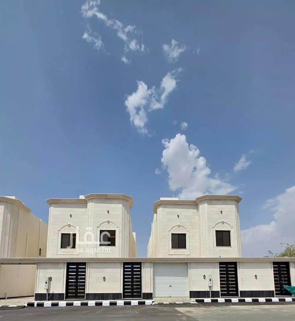 فيلا للبيع في شارع ابراهيم العطار, حي الرحاب, مدينة الطائف, منطقة مكة المكرمة 1 صورة