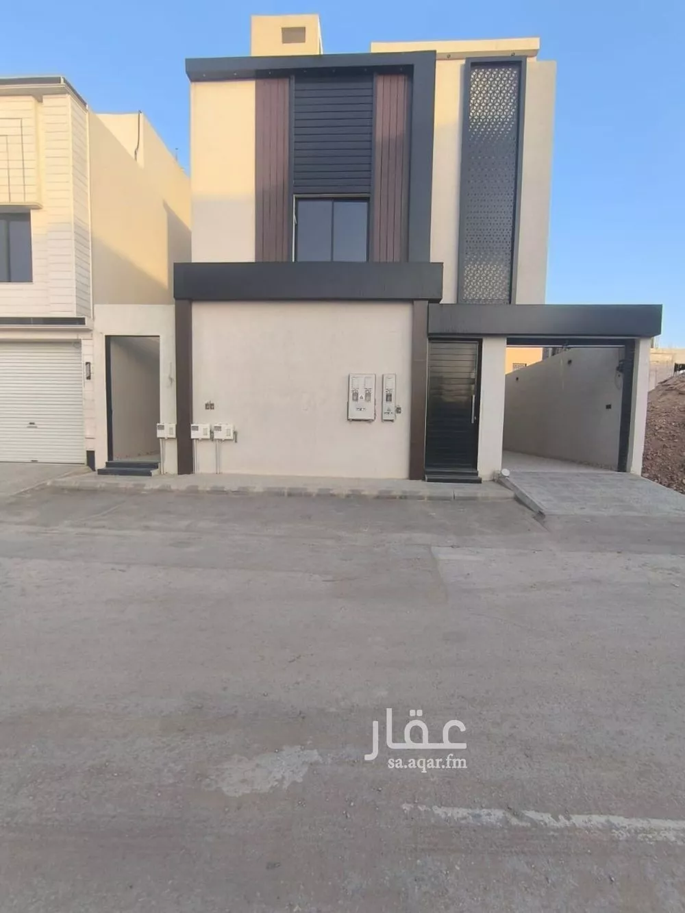 دور للبيع في شارع ابها, حي الجنادرية, مدينة الرياض, منطقة الرياض 1 صورة