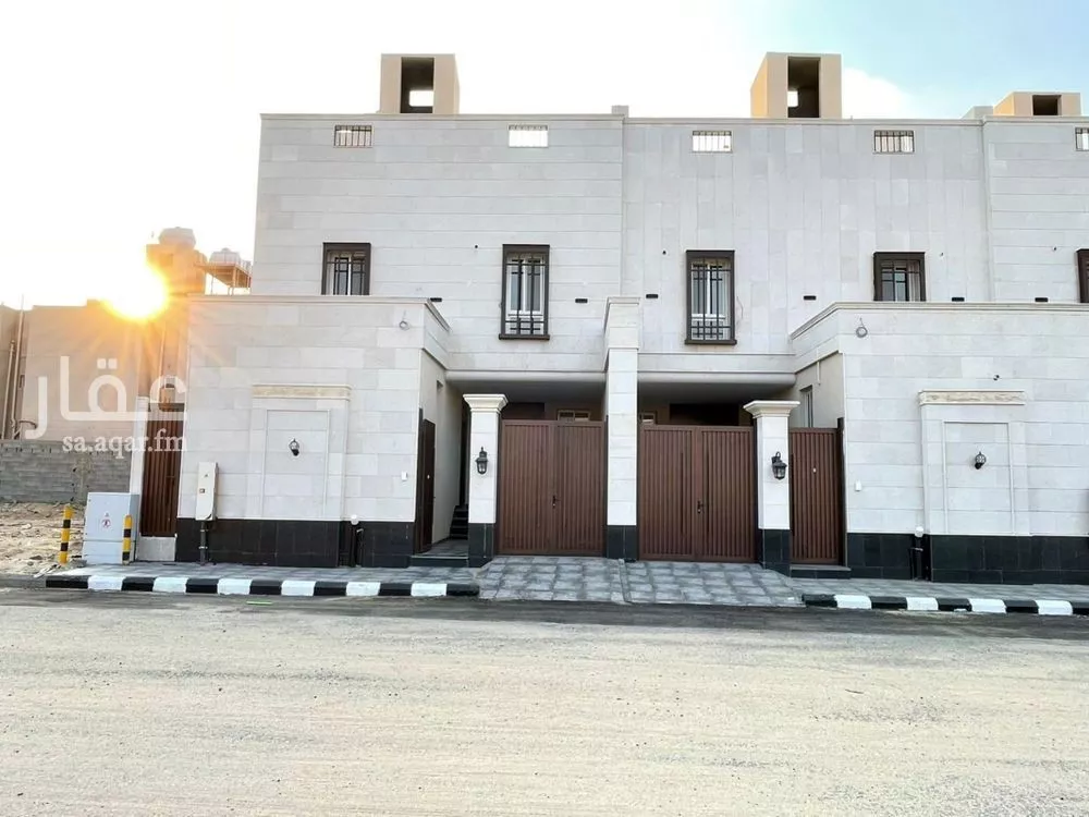 فيلا للبيع في شارع الفرحانية, حي العكيشية, مدينة مكة المكرمة, منطقة مكة المكرمة 1 صورة