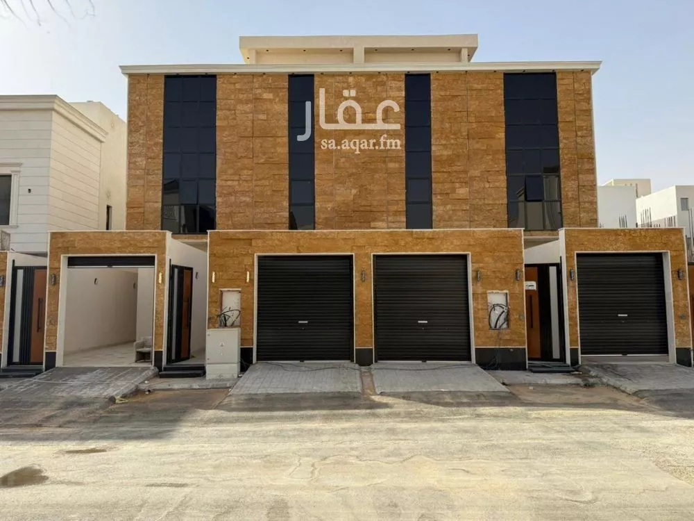 فيلا للبيع في شارع أحمد بن خيرة, حي الرمال, مدينة الرياض, منطقة الرياض 1 صورة