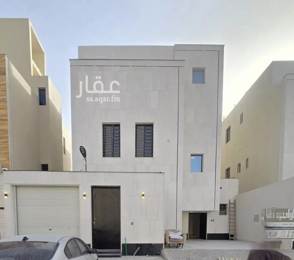 دور للبيع في شارع عطية سالم, حي البيان, مدينة الرياض, منطقة الرياض 1 صورة