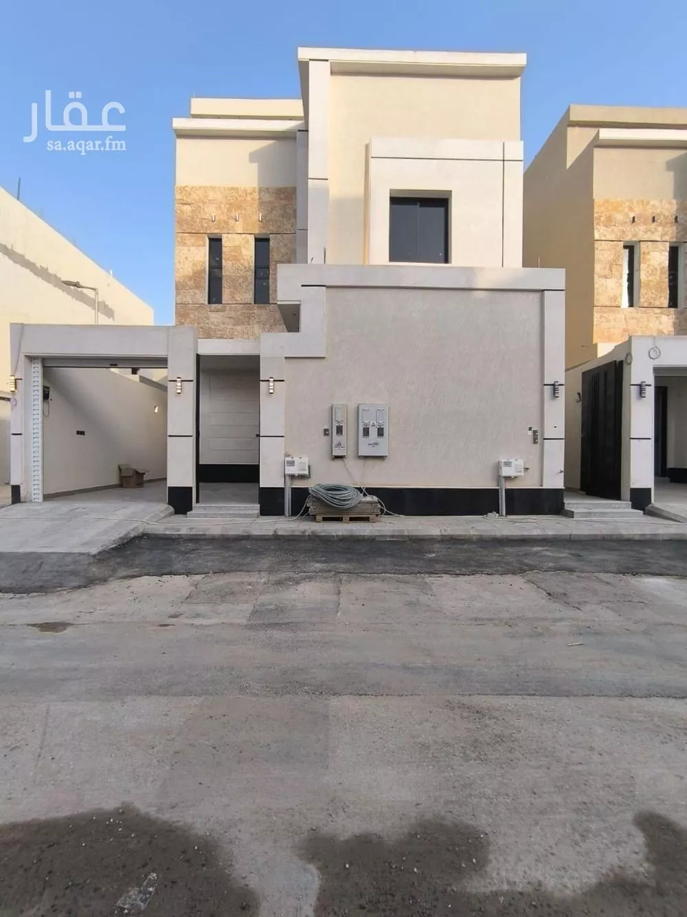 دور للبيع في شارع رقم 255, حي النظيم, مدينة الرياض, منطقة الرياض 1 صورة