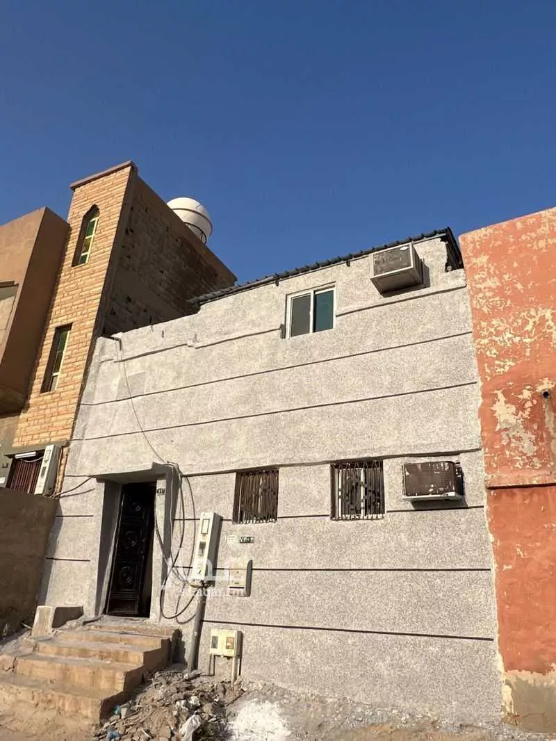 عمارة للبيع في شارع مدركة بن إلياس, حي غبيرا, مدينة الرياض, منطقة الرياض 1 صورة