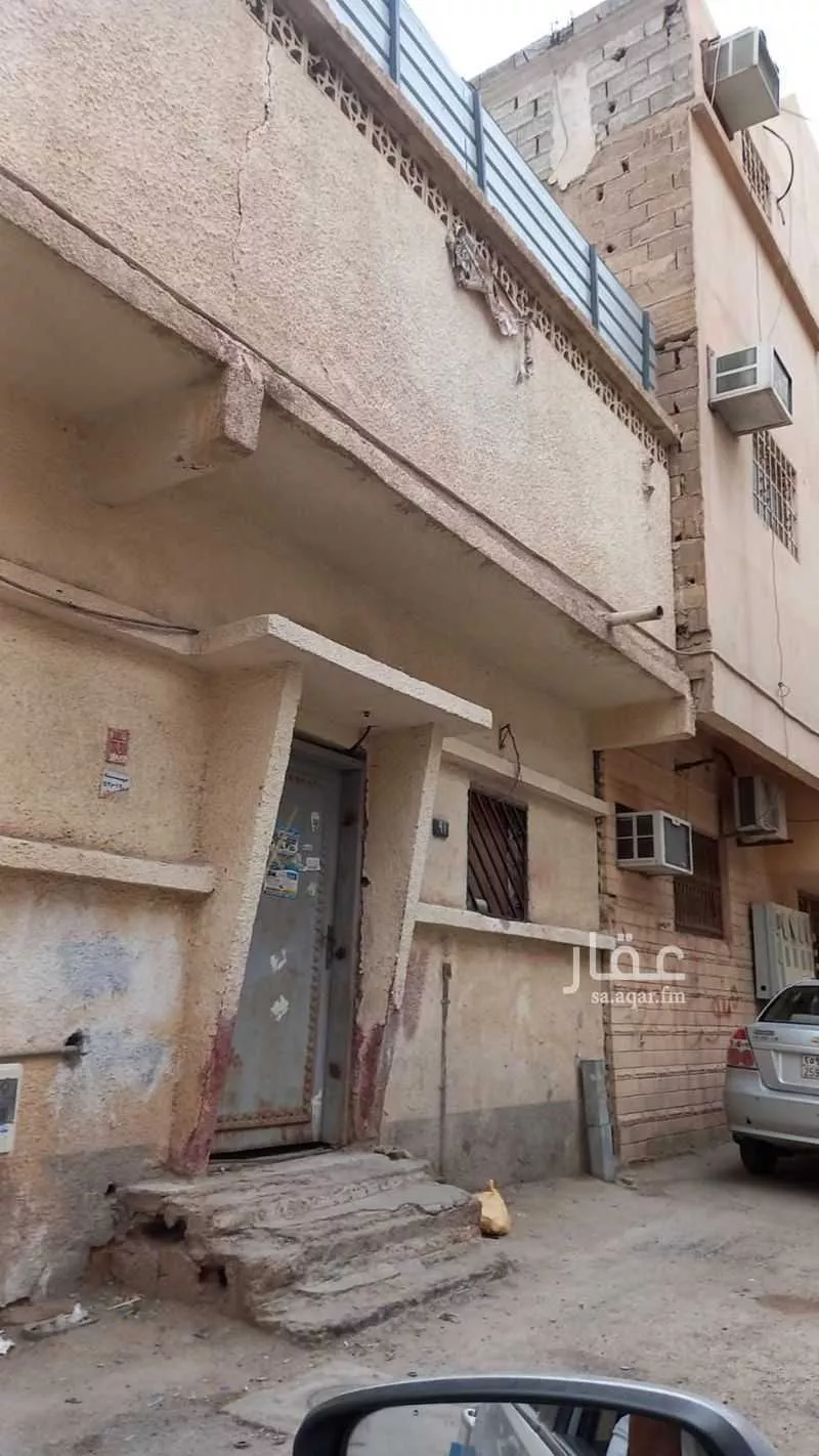 عمارة للبيع في شارع عبدالعزيز البواردي, حي غبيرا, مدينة الرياض, منطقة الرياض 1 صورة