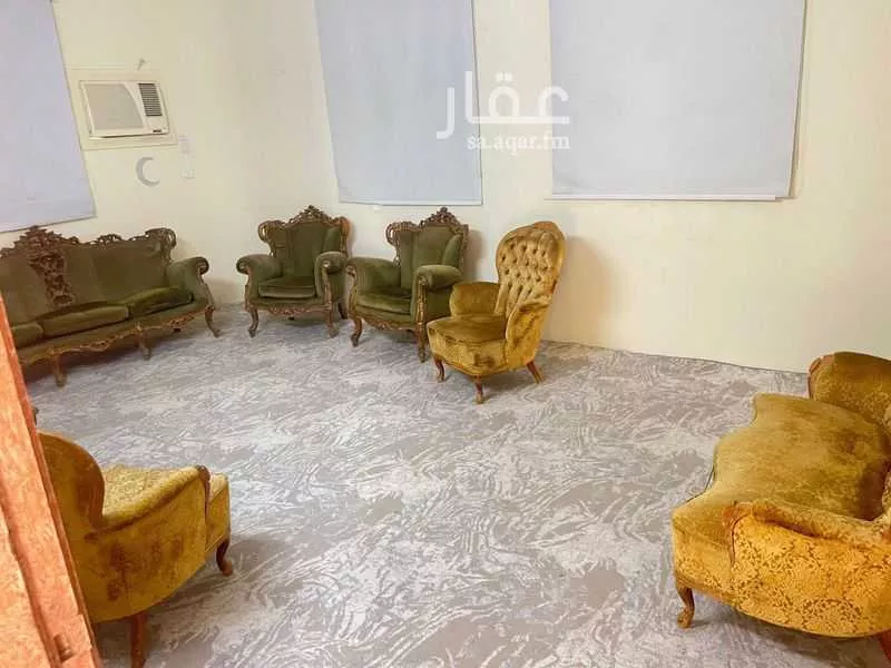 شقة للإيجار في شارع عمر بن عبدالعزيز, حي أم العراد, مدينة الطائف, منطقة مكة المكرمة 1 صورة