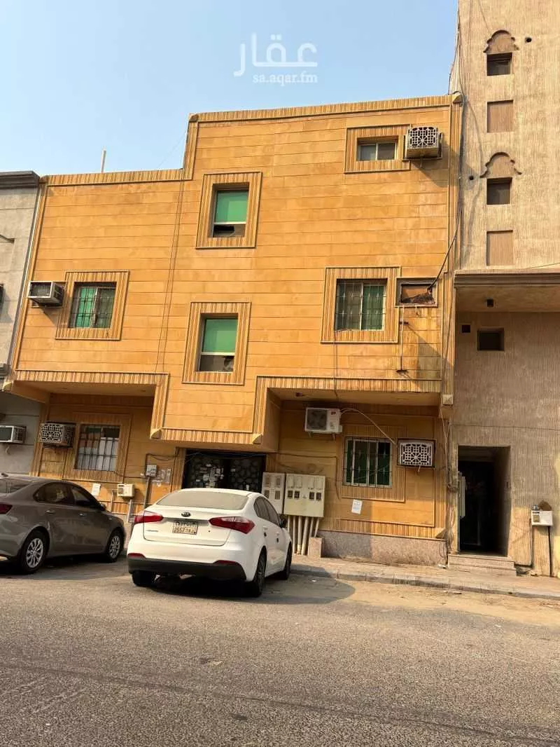 عمارة للبيع في شارع الثامن عشر, حي ابن خلدون, مدينة الدمام, المنطقة الشرقية 1 صورة