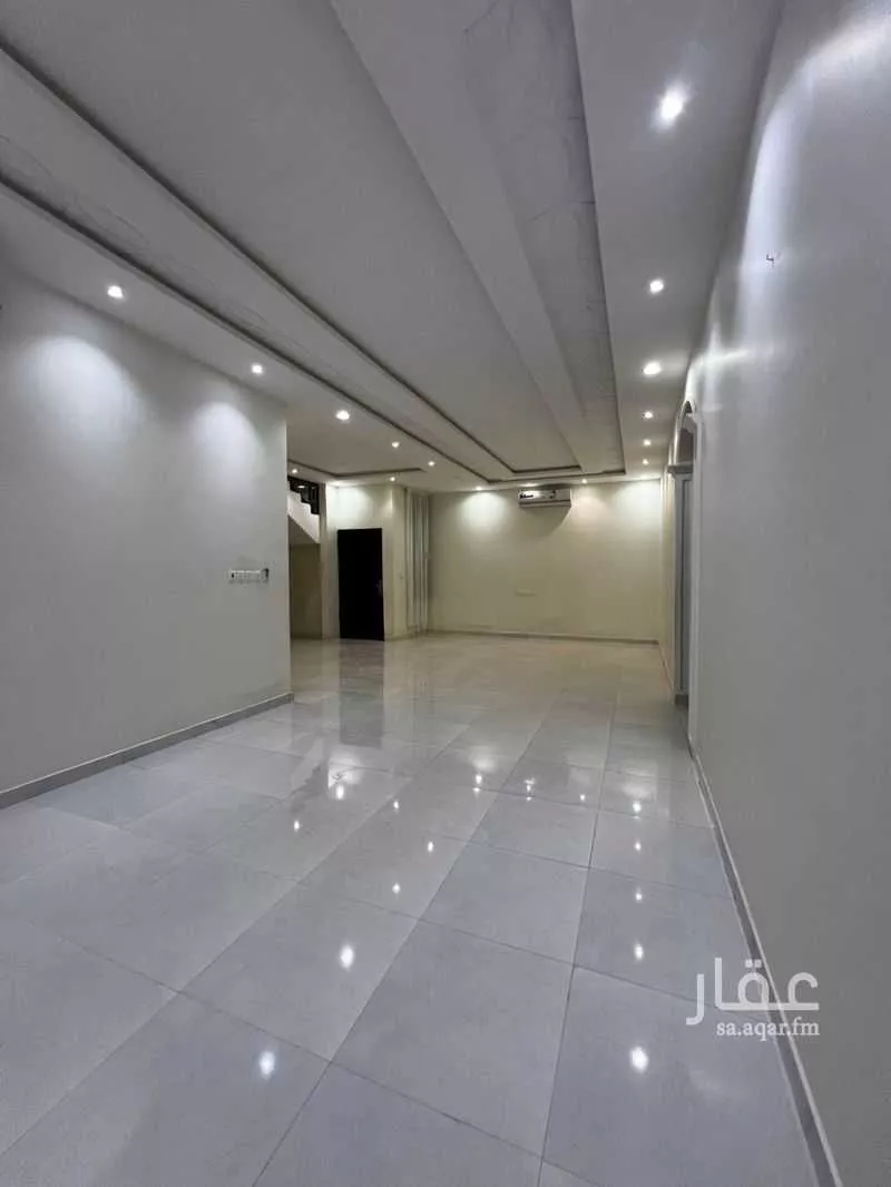 فيلا للإيجار في شارع رقم 447, حي المونسية, مدينة الرياض, منطقة الرياض 1 صورة