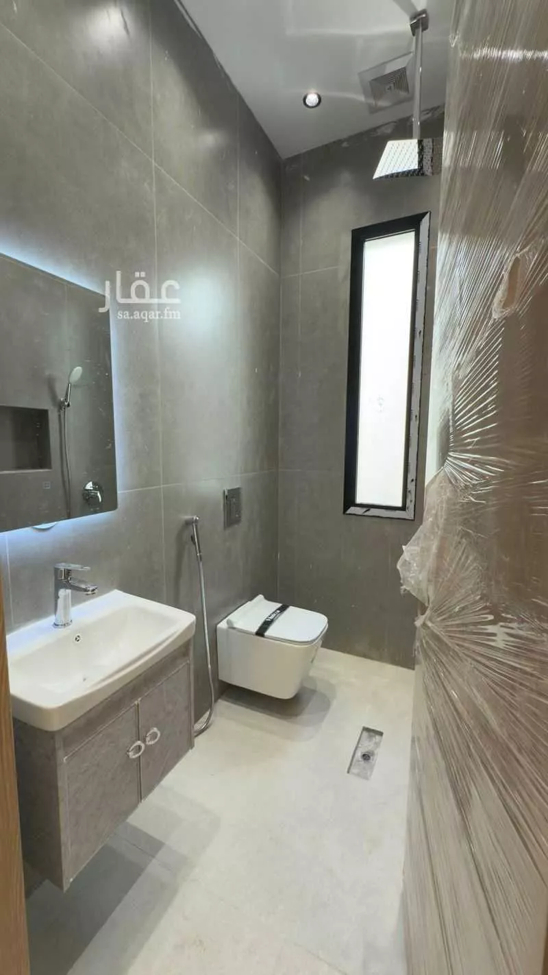 دور للبيع في شارع عثمان الشامي, حي طيبة, مدينة المدينه المنوره, منطقة المدينة المنورة 1 صورة