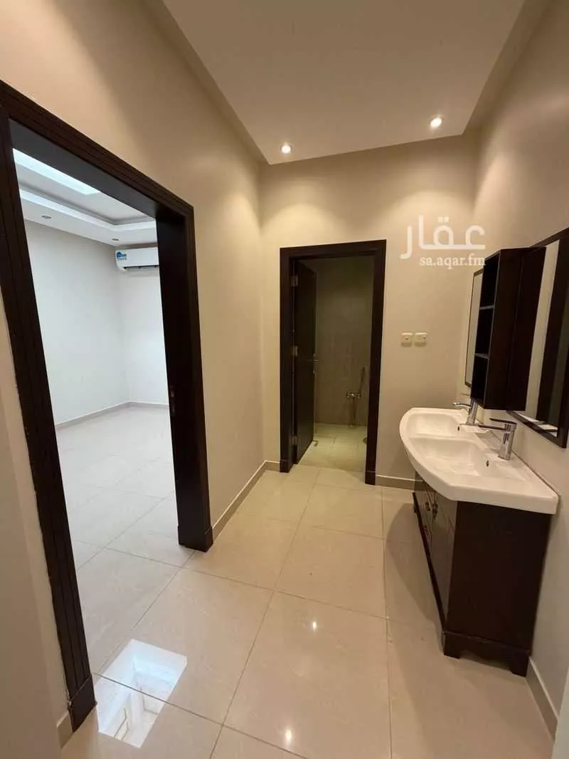 فيلا للبيع في شارع رقم 306, حي الياسمين, مدينة الرياض, منطقة الرياض 1 صورة