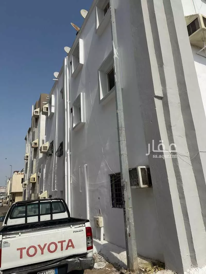عمارة للبيع في شارع عبداللطيف الخزاندار, مدينة جدة, منطقة مكة المكرمة 1 صورة