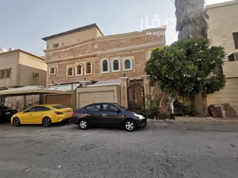 فيلا للبيع في حي الكوثر, مدينة القطيف, المنطقة الشرقية 1 صورة